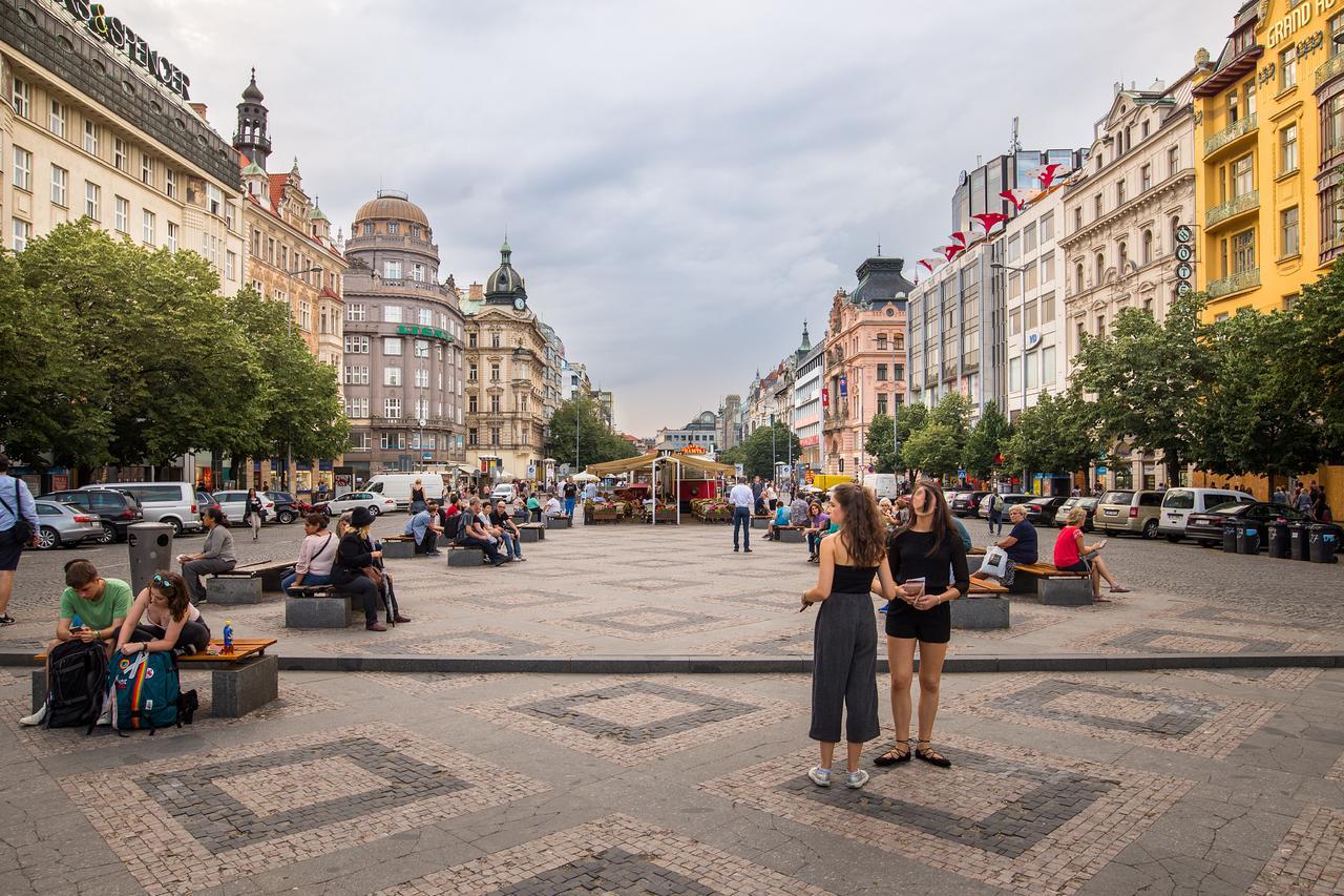 Central Apartments With Terrace Prag Dış mekan fotoğraf