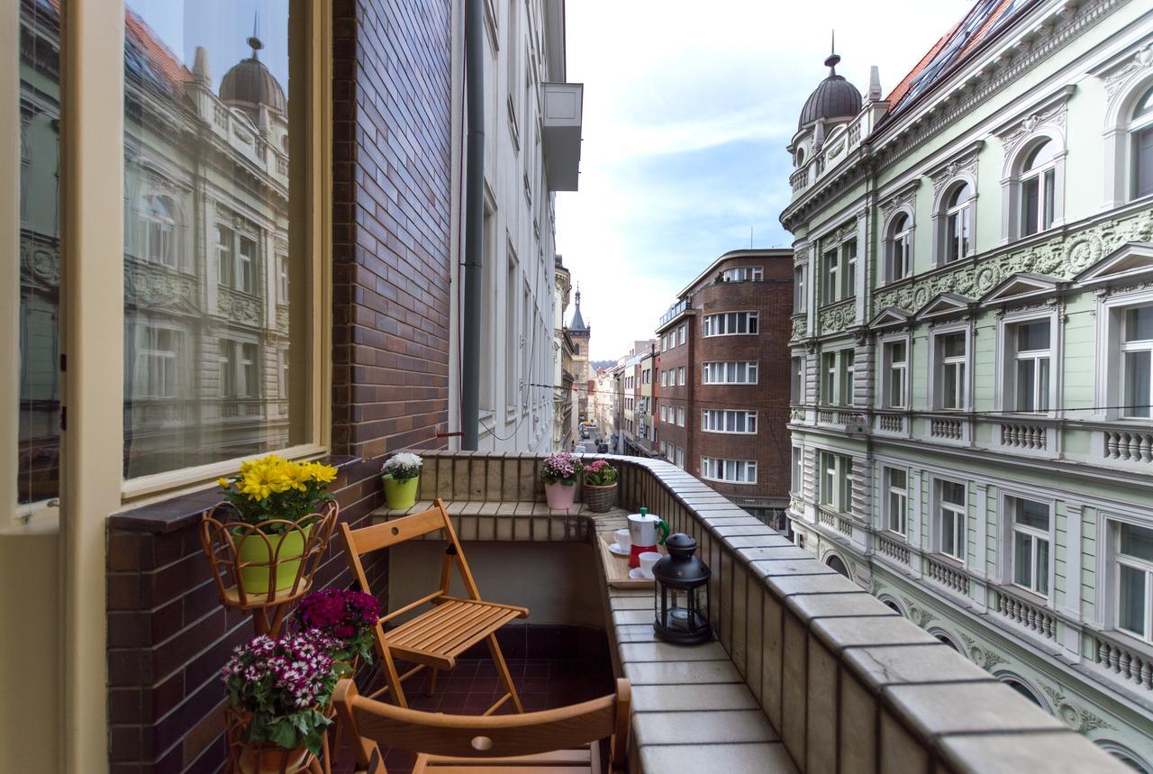 Central Apartments With Terrace Prag Dış mekan fotoğraf